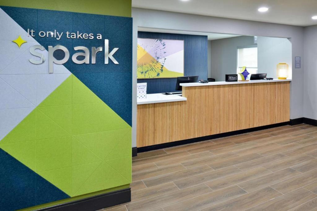 Spark By Hilton Spring Lake Fayetteville Exteriér fotografie